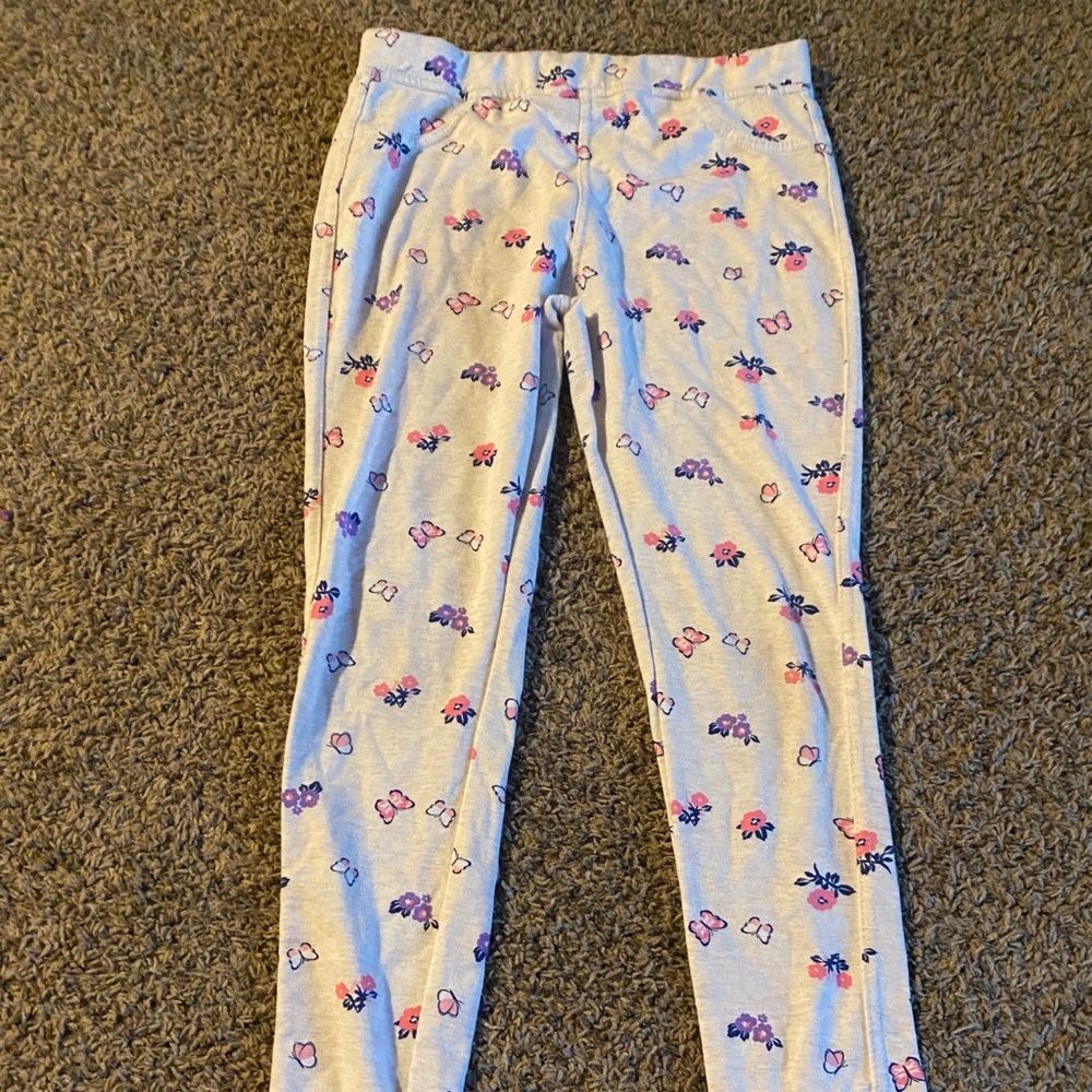 Pretty flowered leggings. Large girls-run a little small
